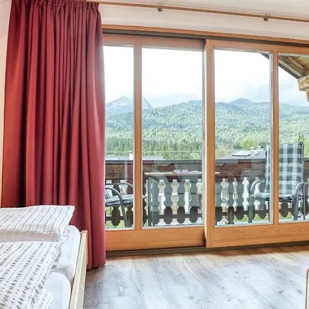 Gaestehaus Alpina Pensión Krün