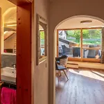 Gaestehaus Alpina *