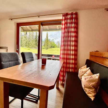 Gaestehaus Alpina Guest house *