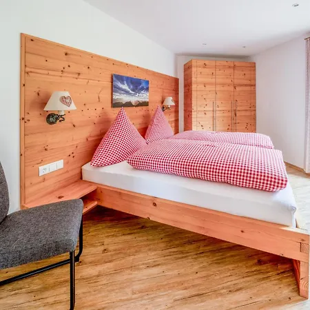 Gaestehaus Alpina Guest house *