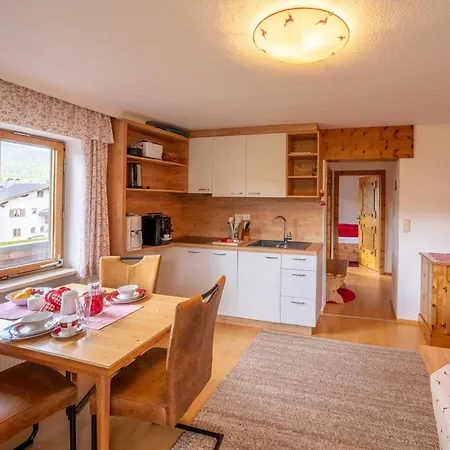 Gaestehaus Alpina Krun