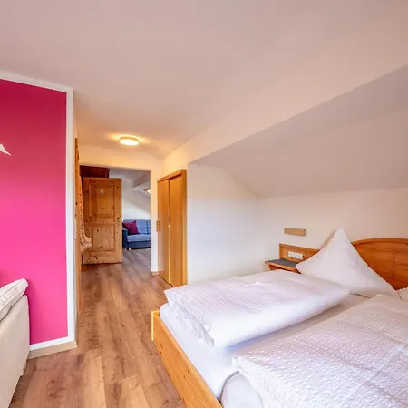 Gaestehaus Alpina Krun