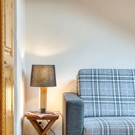 ゲストハウス Gaestehaus Alpina Krün
