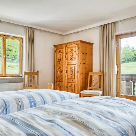 Gaestehaus Alpina Πανσιόν *